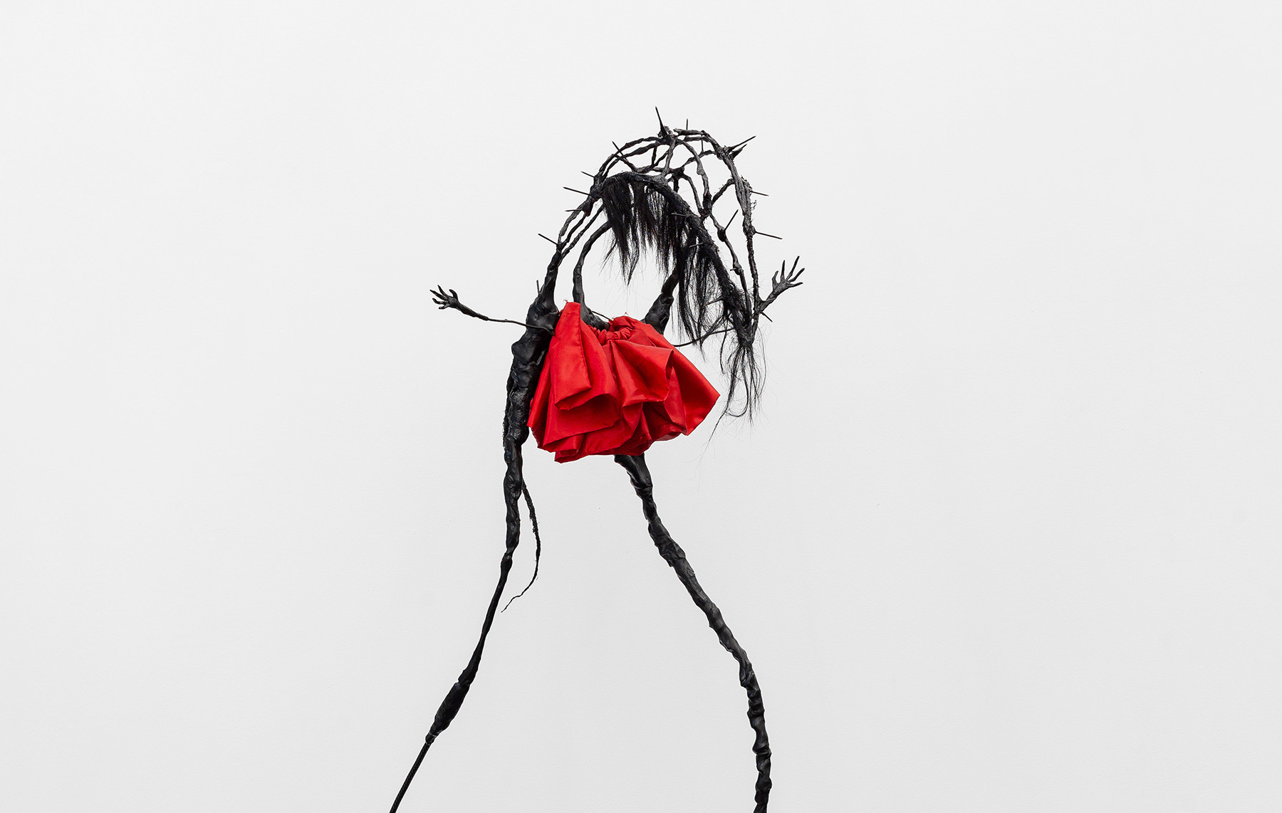 SERVANTS. Nails on Wheels